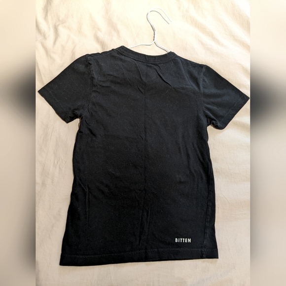 3 for $23๐๐๐SJP Cotton black T ๐ค *Bitten* Line - Picture 4 of 4